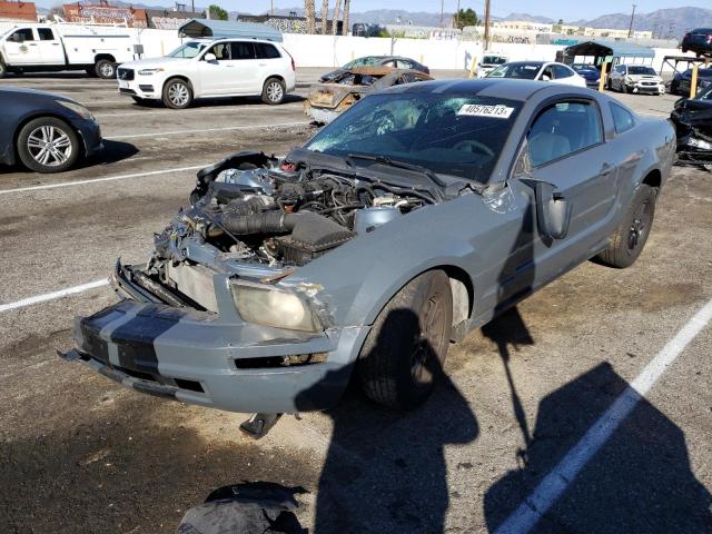 FORD MUSTANG 2005 with VIN 1ZVFT80N455111606 - Photo from auction