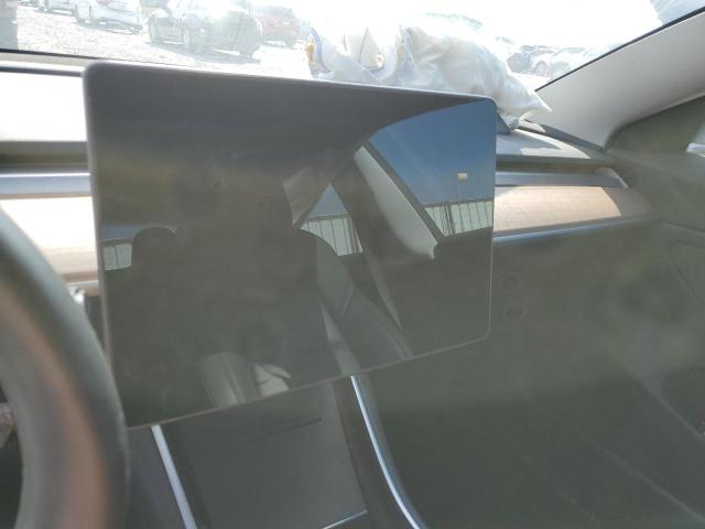 Photo 9 from auction – 2018 TESLA MODEL 3 with VIN 5YJ3E1EA1JF031508