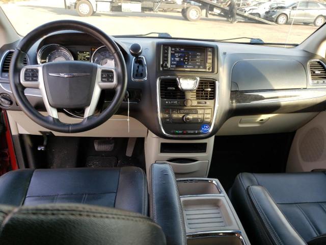 Photo 8 from auction – 2016 CHRYSLER TOWN & COU with VIN 2C4RC1BGXGR267936