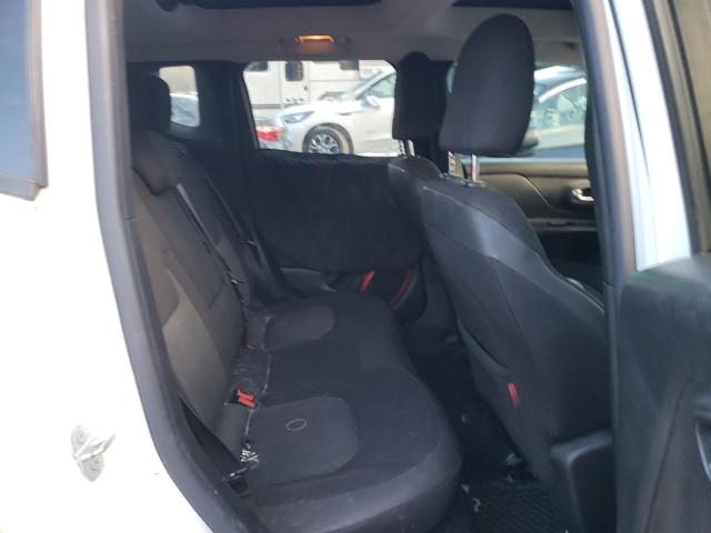 Photo 11 from auction – 2016 JEEP RENEGADE T with VIN ZACCJBCT0GPC60270