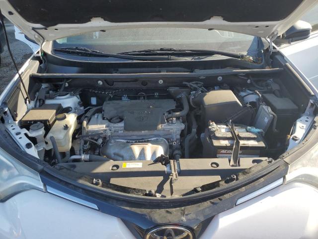 Photo 11 from auction – 2017 TOYOTA RAV4 LE with VIN 2T3BFREV4HW612225