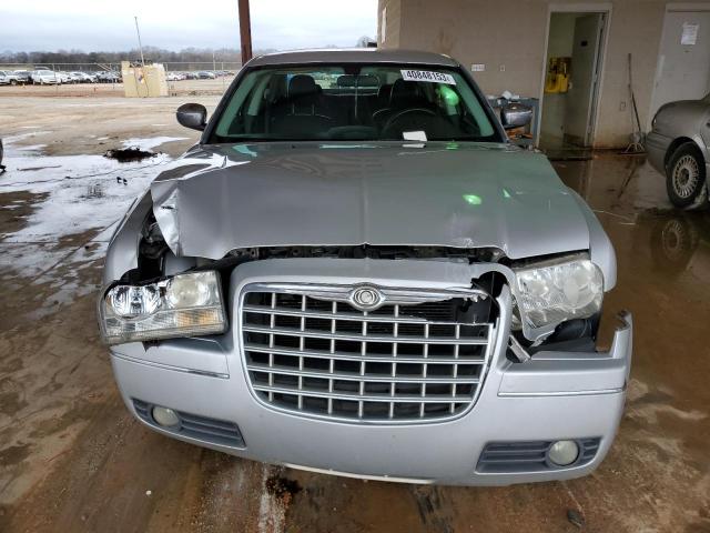 Photo 5 from auction – 2010 CHRYSLER 300 TOURIN with VIN 2C3CA5CV4AH325685