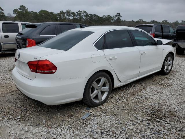 Photo 3 from auction – 2015 VOLKSWAGEN PASSAT S with VIN 1VWAS7A34FC107492
