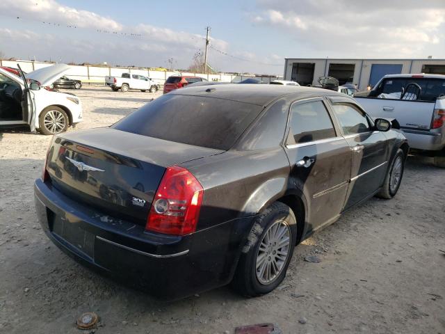 Photo 3 from auction – 2010 CHRYSLER 300 TOURIN with VIN 2C3CA5CV5AH230391