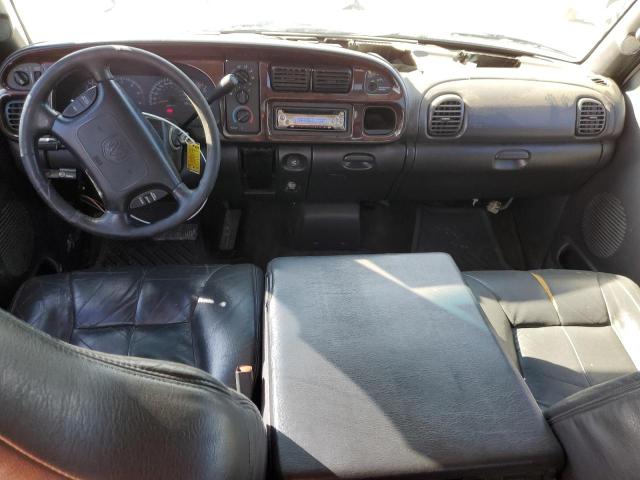 Photo 8 from auction – 2000 DODGE RAM 1500 with VIN 3B7HC13Z5YG101780
