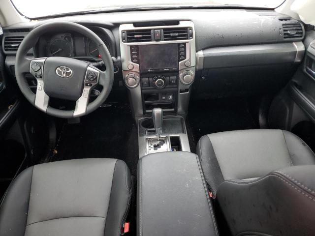 Photo 8 from auction – 2022 TOYOTA 4RUNNER SR with VIN JTEFU5JR8N5268339
