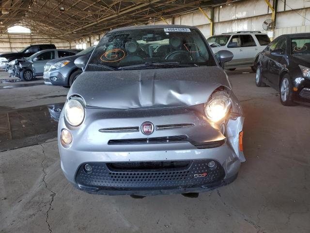 Photo 5 from auction – 2018 FIAT 500 ELECTR with VIN 3C3CFFGE1JT377526