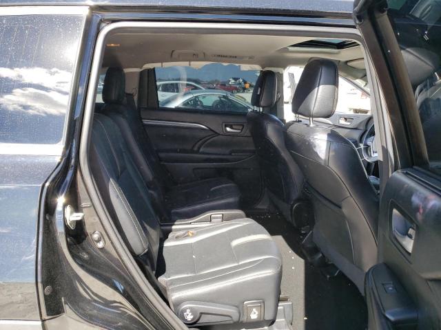 Photo 11 from auction – 2017 TOYOTA HIGHLANDER with VIN 5TDKZRFHXHS214969