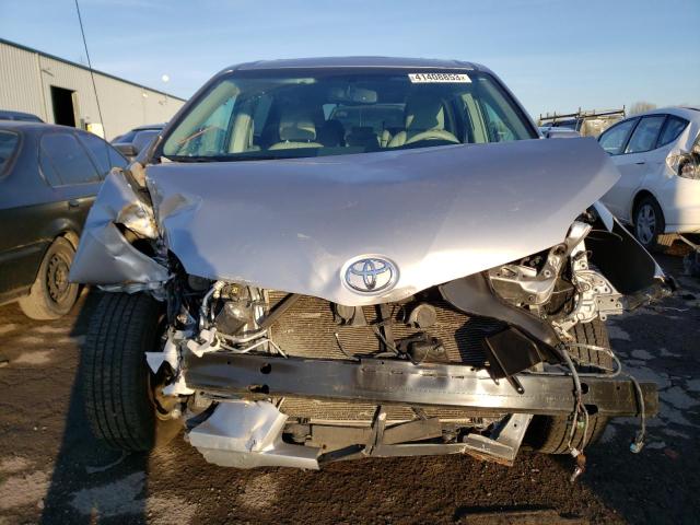 Photo 5 from auction – 2014 TOYOTA SIENNA XLE with VIN 5TDYK3DC5ES446751