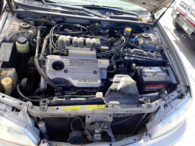 Photo 11 from auction – 2001 INFINITI I30 with VIN JNKCA31AX1T033072