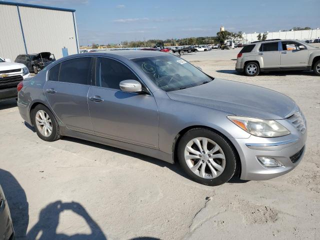 Photo 4 from auction – 2012 HYUNDAI GENESIS 3. with VIN KMHGC4DD4CU198410