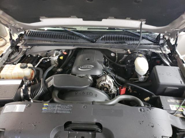 Photo 11 from auction – 2004 CHEVROLET SILVERADO with VIN 1GCEC19TX4Z312747