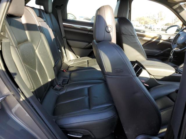 Photo 11 from auction – 2011 PORSCHE CAYENNE S with VIN WP1AB2A26BLA43879