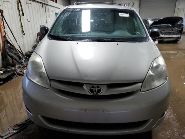 Photo 5 from auction – 2010 TOYOTA SIENNA CE with VIN 5TDKK4CC0AS327285