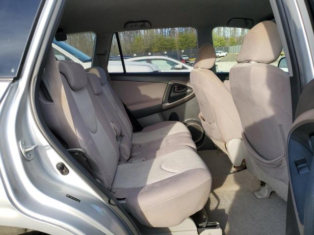 Photo 11 from auction – 2006 TOYOTA RAV4 with VIN JTMBK33V066002333