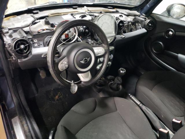 Photo 8 from auction – 2010 MINI COOPER with VIN WMWMF3C56ATZ27638