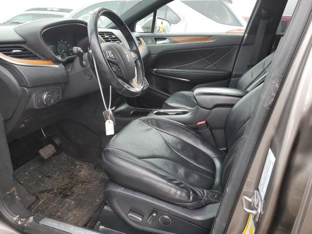 Photo 7 from auction – 2017 LINCOLN MKC RESERV with VIN 5LMCJ3C95HUL11359