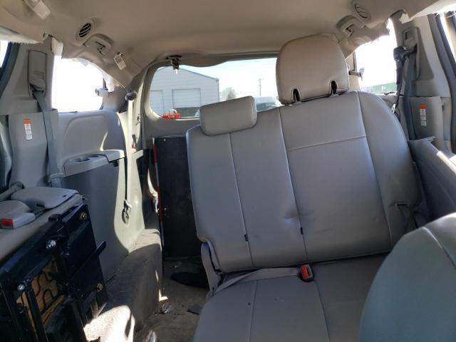 Photo 10 from auction – 2016 TOYOTA SIENNA LE with VIN 5TDKK3DC4GS744071