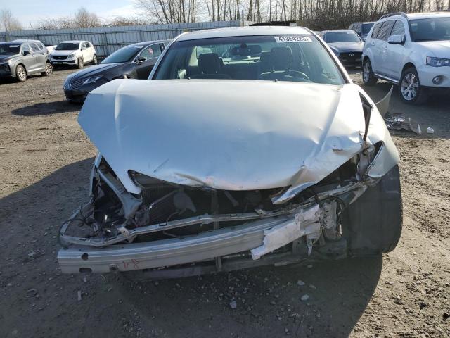 Photo 5 from auction – 2004 TOYOTA CAMRY LE with VIN JTDBE32K240269326
