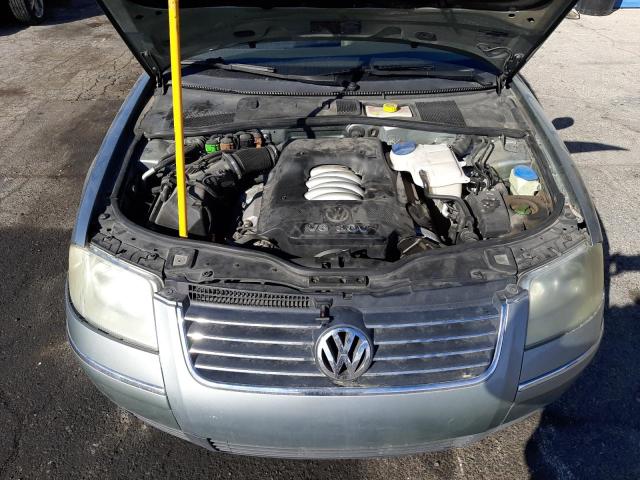 Photo 11 from auction – 2004 VOLKSWAGEN PASSAT GLX with VIN WVWRH63B34P247770