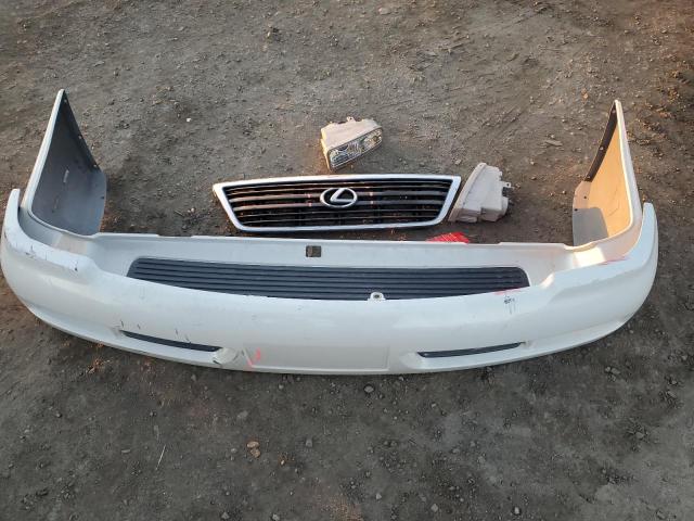 Photo 13 from auction – 2000 LEXUS LX 470 with VIN JT6HT00W0Y0080367