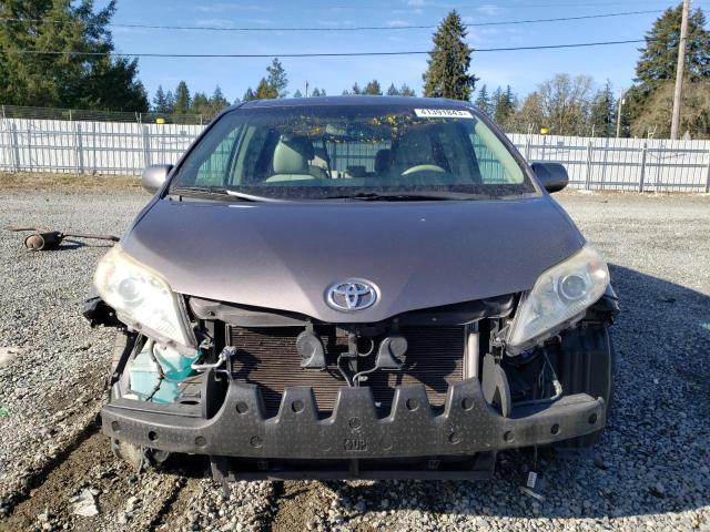 Photo 5 from auction – 2011 TOYOTA SIENNA XLE with VIN 5TDYK3DC7BS008986