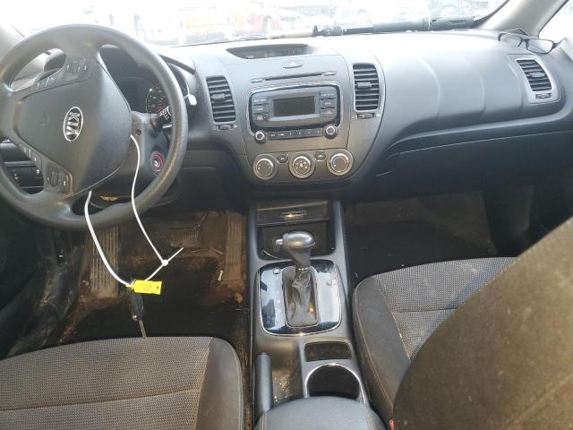 Photo 8 from auction – 2017 KIA FORTE LX with VIN KNAFK5A86H5678446