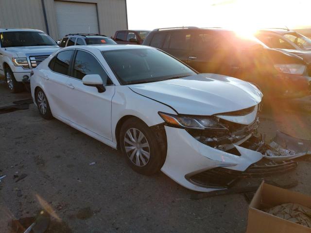 Photo 4 from auction – 2022 TOYOTA CAMRY LE with VIN 4T1C31AK5NU574387