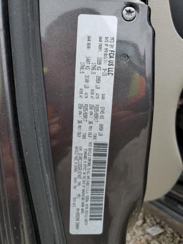 Photo 14 from auction – 2016 CHRYSLER TOWN & COU with VIN 2C4RC1CG5GR167497