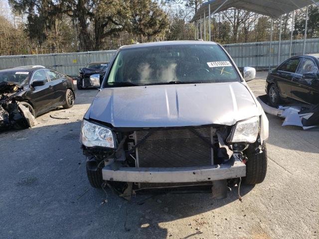 Photo 5 from auction – 2013 CHRYSLER TOWN & COU with VIN 2C4RC1CG9DR614456