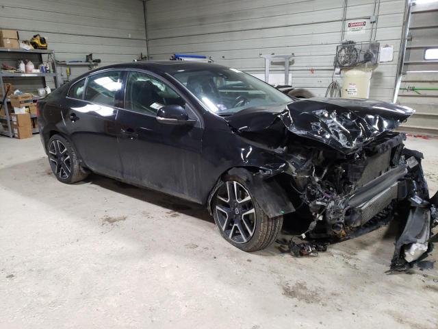 Photo 4 from auction – 2017 VOLVO S60 DYNAMI with VIN YV140MTL9H2428531