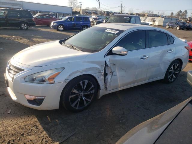 NISSAN ALTIMA 3.5 2013 with VIN 1N4BL3AP0DC176506 - Photo from auction