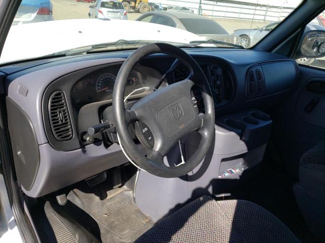 Photo 8 from auction – 2000 DODGE RAM VAN B1 with VIN 2B7HB11X5YK104380