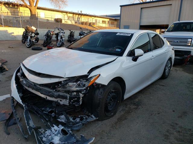 Photo 1 from auction – 2022 TOYOTA CAMRY LE with VIN 4T1C31AK5NU574387