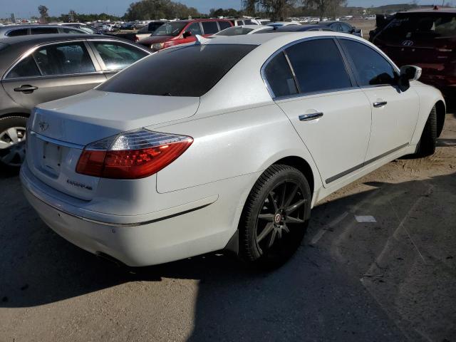 Photo 3 from auction – 2011 HYUNDAI GENESIS 4. with VIN KMHGC4DF6BU121845