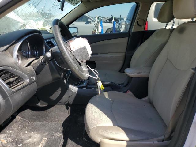 Photo 7 from auction – 2014 CHRYSLER 200 LX with VIN 1C3CCBABXEN206330