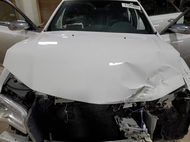 Photo 11 from auction – 2011 CHRYSLER 300C with VIN 2C3CA6CT4BH592735