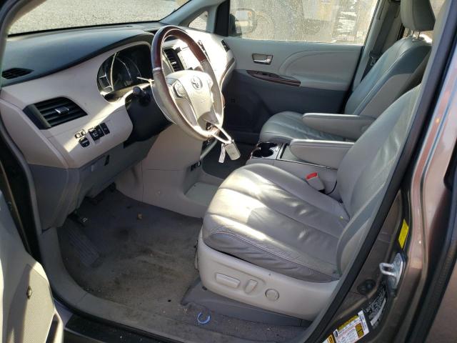 Photo 7 from auction – 2011 TOYOTA SIENNA XLE with VIN 5TDDK3DC6BS002918