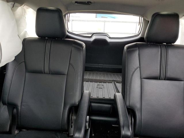 Photo 10 from auction – 2018 TOYOTA HIGHLANDER with VIN 5TDJZRFH2JS553520