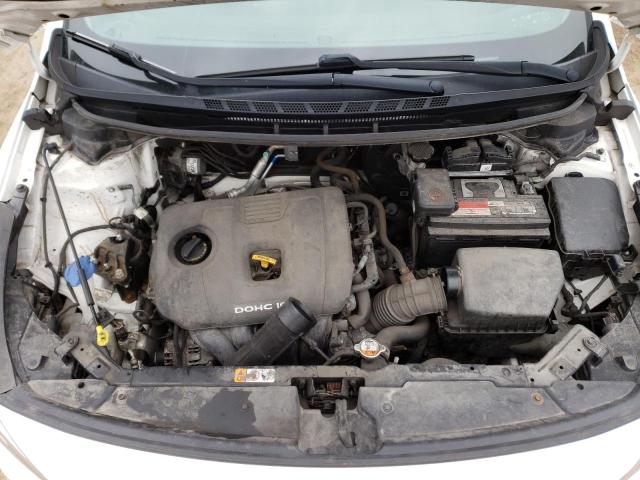 Photo 11 from auction – 2017 KIA FORTE LX with VIN 3KPFK4A7XHE021030
