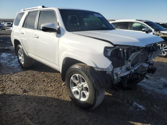 Photo 4 from auction – 2018 TOYOTA 4RUNNER SR with VIN JTEBU5JR9J5539062