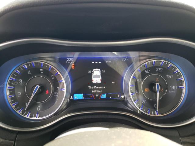 Photo 9 from auction – 2017 CHRYSLER 300 LIMITE with VIN 2C3CCAAG3HH516578