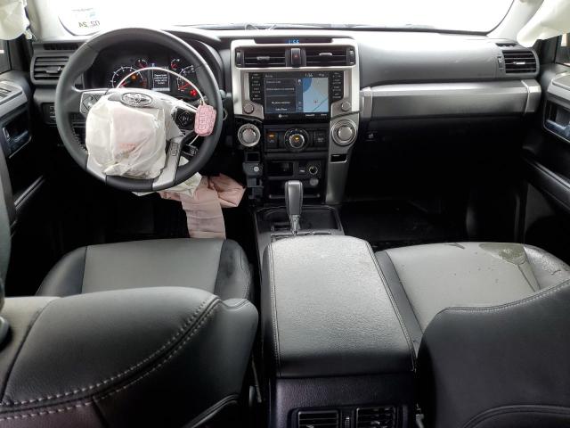 Photo 8 from auction – 2022 TOYOTA 4RUNNER SR with VIN JTEFU5JR3N5261850