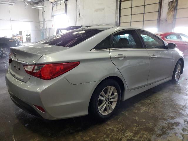 Photo 3 from auction – 2014 HYUNDAI SONATA GLS with VIN 5NPEB4AC2EH847516