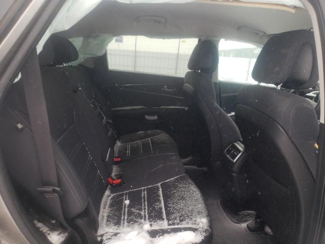 Photo 11 from auction – 2016 KIA SORENTO LX with VIN 5XYPGDA53GG130967