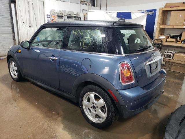 Photo 2 from auction – 2010 MINI COOPER with VIN WMWMF3C56ATZ27638