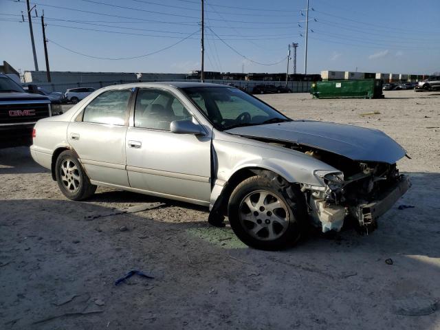 Photo 4 from auction – 2000 TOYOTA CAMRY LE with VIN 4T1BF22K2YU113983