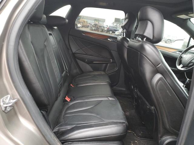 Photo 11 from auction – 2017 LINCOLN MKC RESERV with VIN 5LMCJ3C95HUL11359