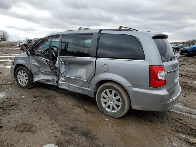 Photo 2 from auction – 2015 CHRYSLER TOWN & COU with VIN 2C4RC1BG9FR573816