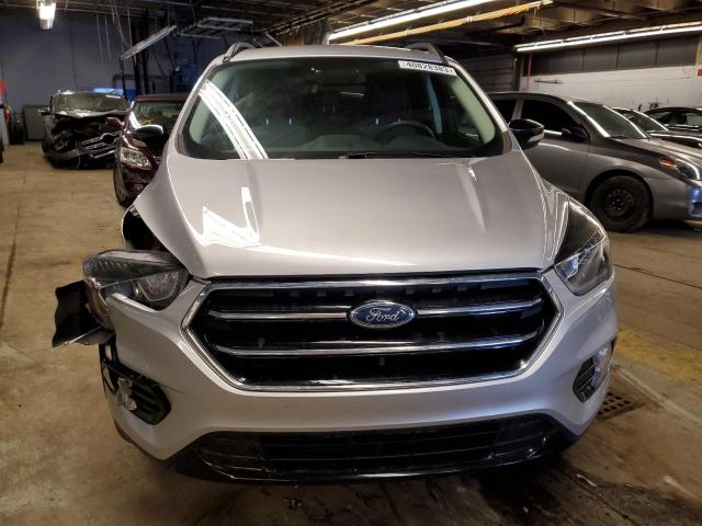 Photo 5 from auction – 2017 FORD ESCAPE TIT with VIN 1FMCU9J96HUA92606